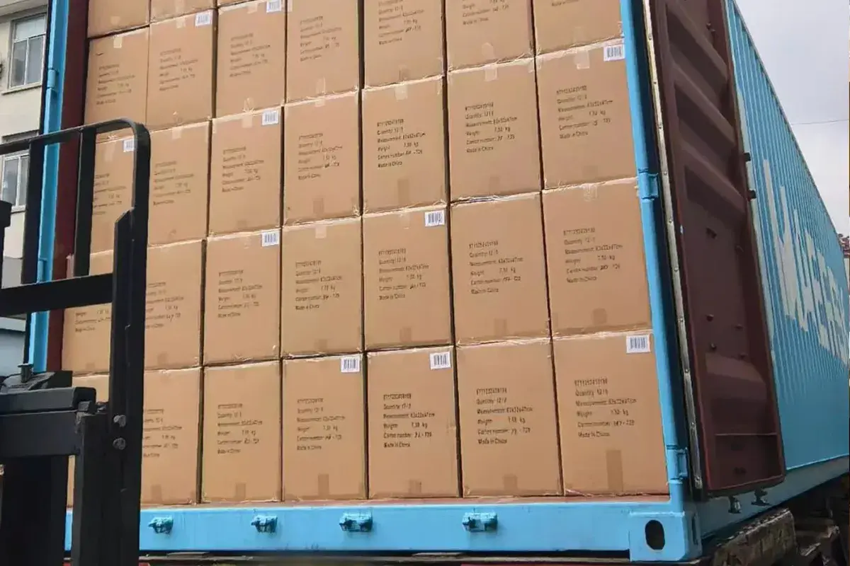 印刷品装车装柜运输